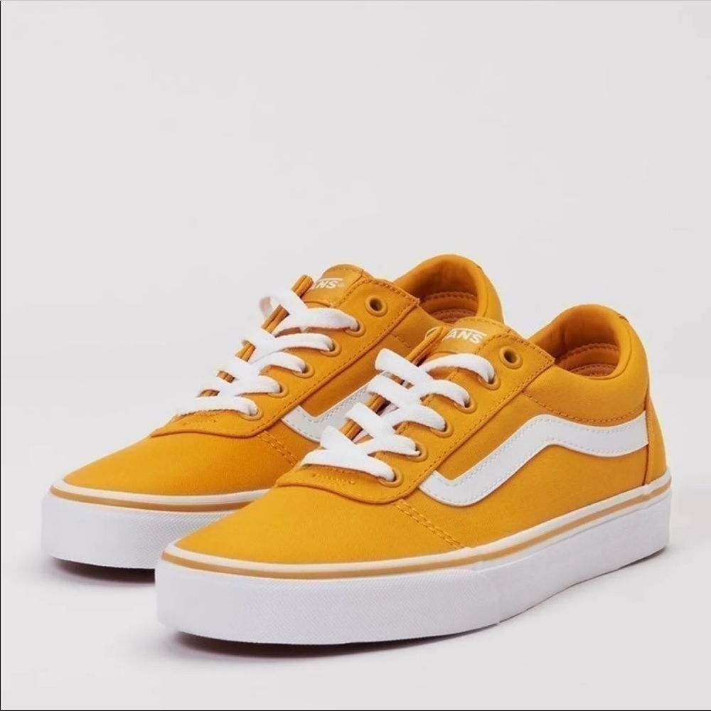 NWOB Yellow Vans Old Skool